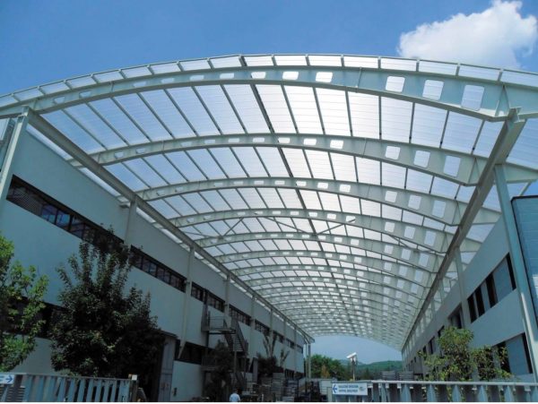 Mái vòm để xe bằng nhựa polycarbonate